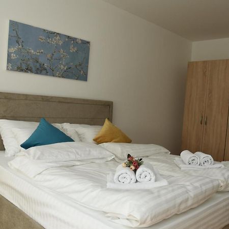 Suncokret Apartmani Loznica Exterior foto