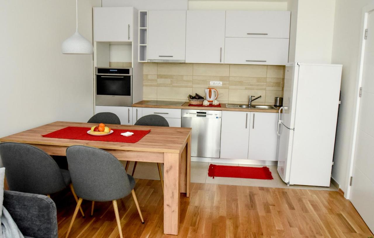Suncokret Apartmani Loznica Exterior foto